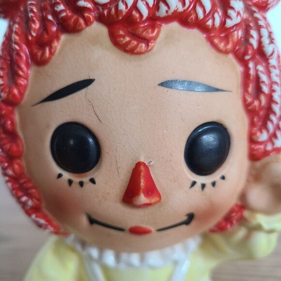 Vintage 1975 Raggedy Ann Ceramic Coin Bank With Music Box - Works! - Picture 3 of 15